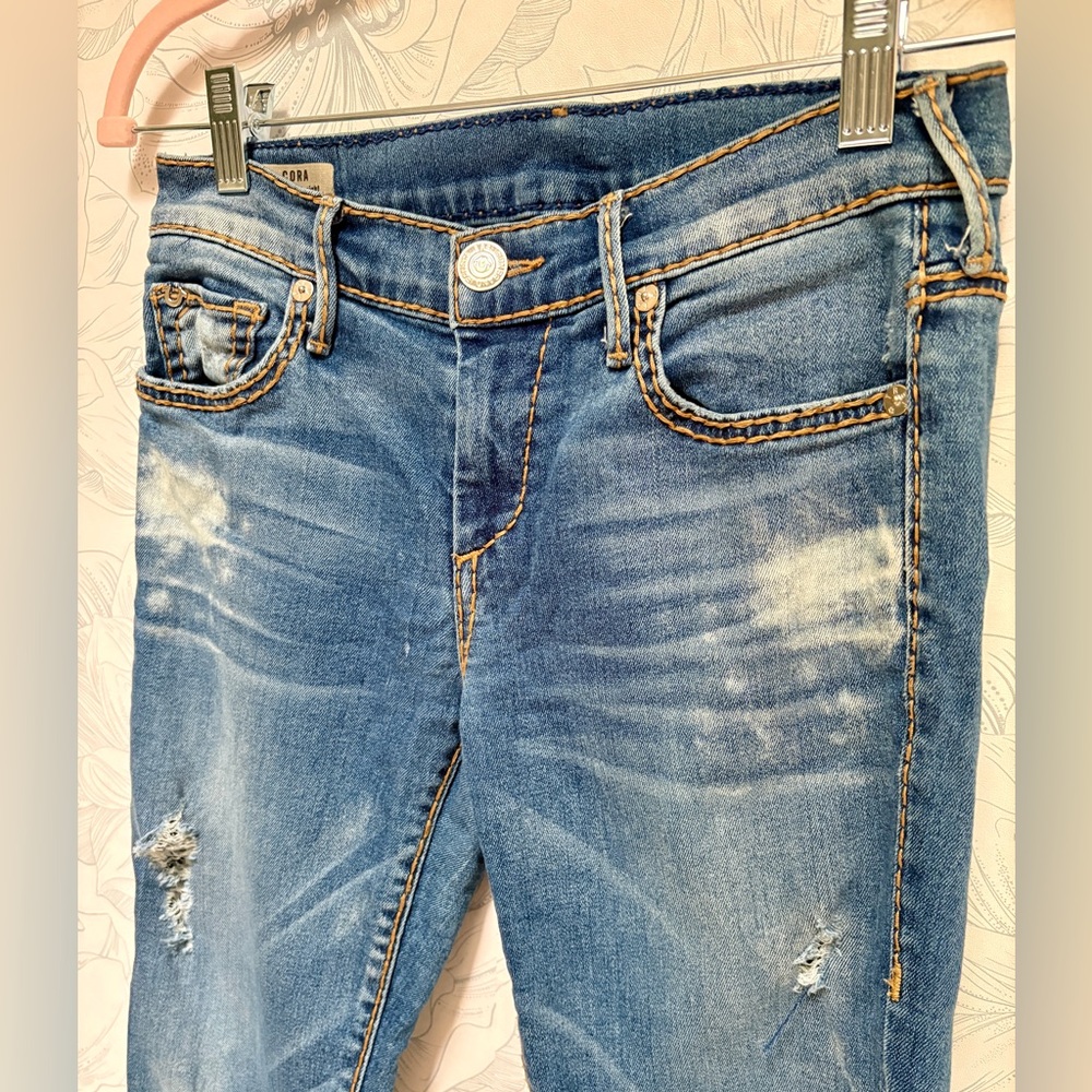True Religion Cora Mid Rise Straight Jeans – Destroyed Finish Sz. 25